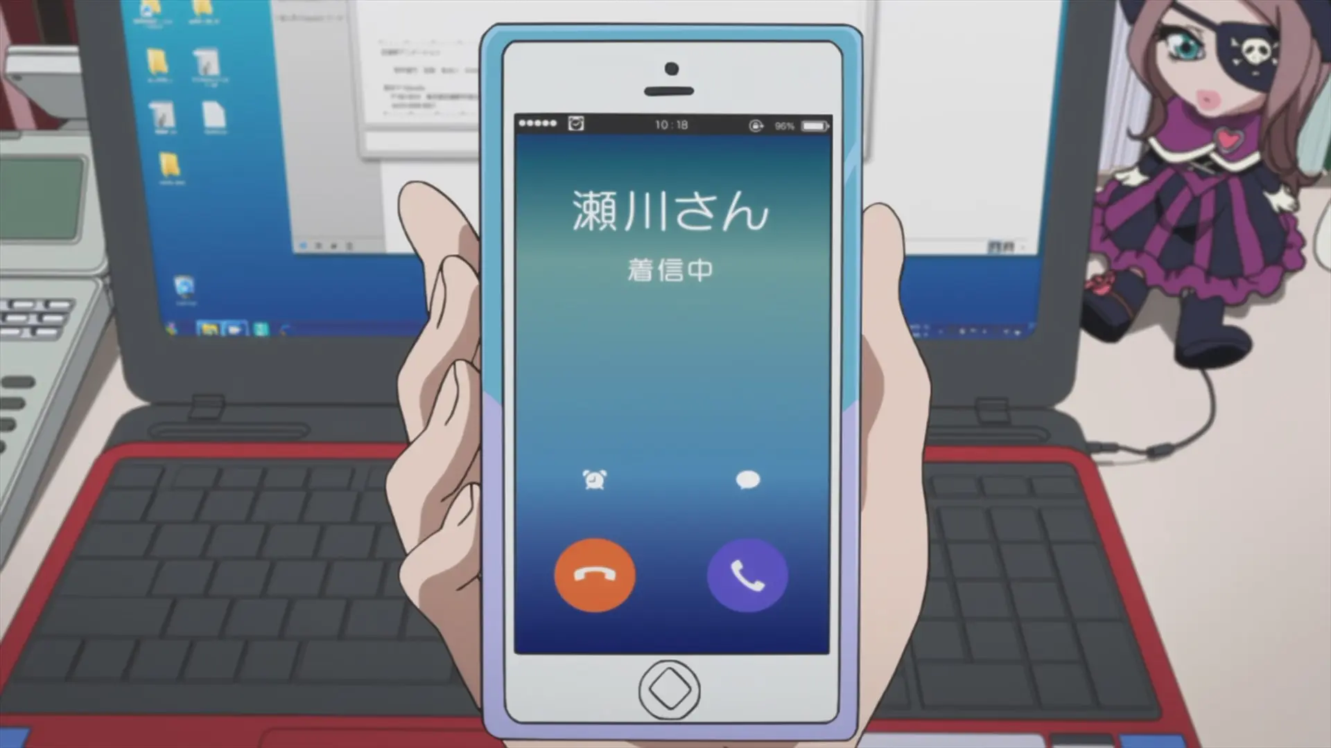 Aoi's phone displaying 10:18.